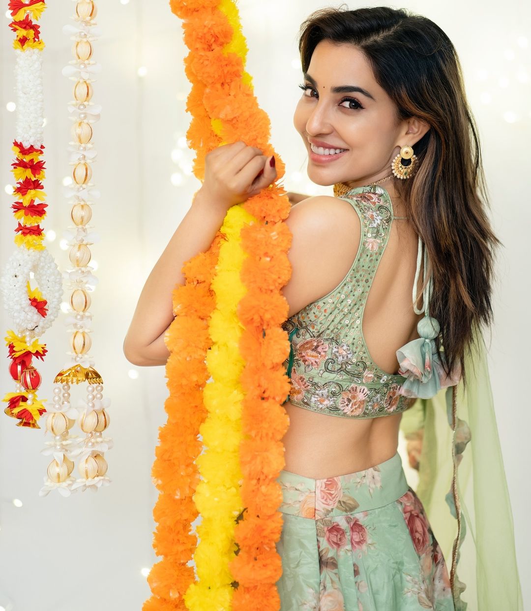 GbWI2V6bYAA-RWz?format=jpg&name=large