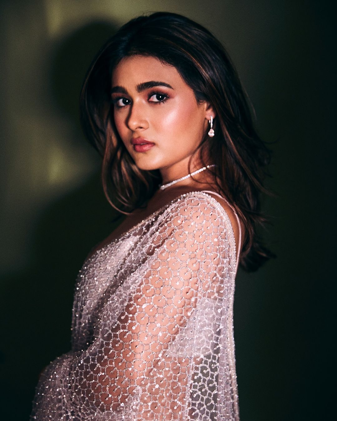 GbWIih-aQAAj8GN?format=jpg&name=large