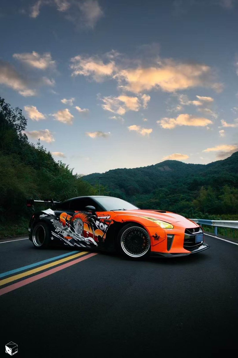 INKers!
Hope your weekend's as fast and thrilling as this #INKed ride!

#INKISFORTHEPEOPLE