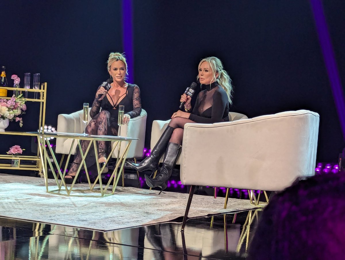 lawryee's tweet photo. Teddi Mellencamp jokes she'd date John Janssen if it would get her on "Real Housewives of Orange County" ... with Alexis Bellino in the audience. All in good fun. #RHOC #TwotsCon https://t.co/ACrT9mwGeb
