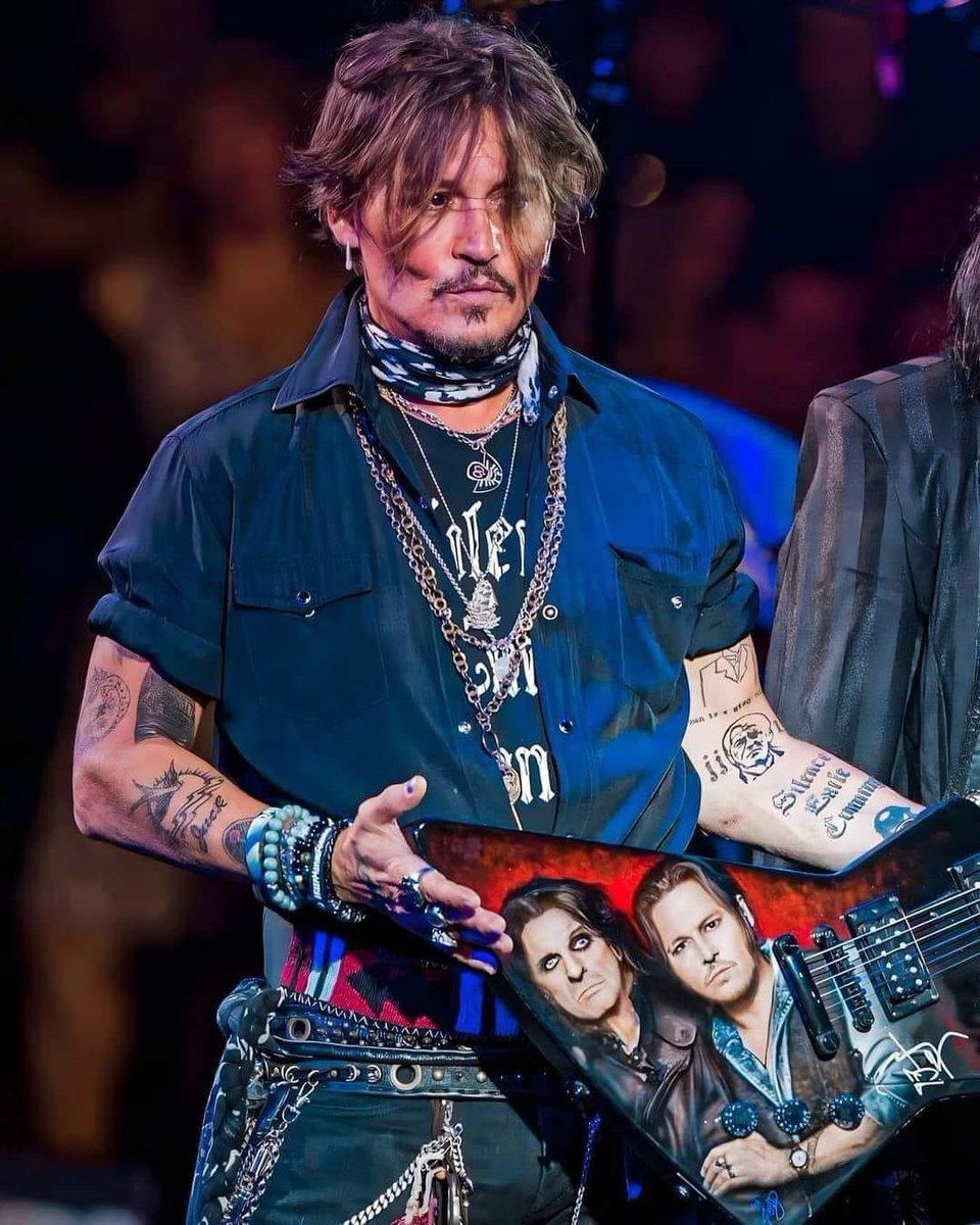 Johnny Depp

💙🩵🤍🫂