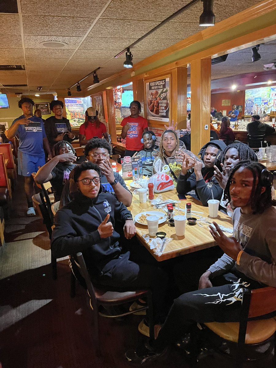 CoachAConwell's tweet photo. Offensive Guys Night Out before Playoffs #DPTL #Family https://t.co/v8C1AEs2tJ