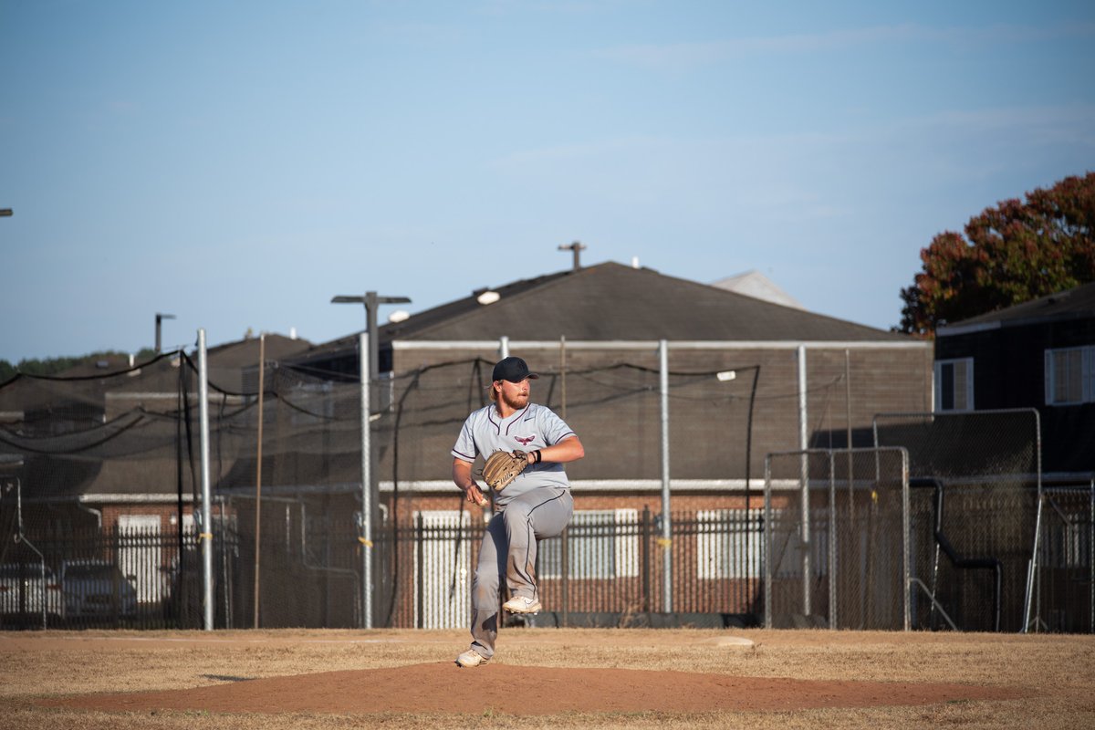 Hawk Baseball ⚾️ tweet media