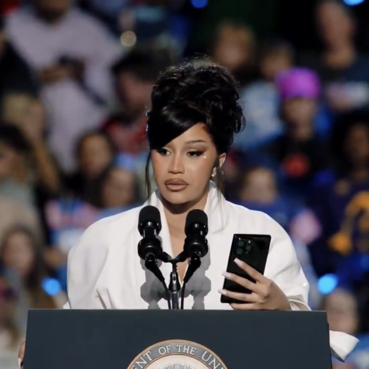 PopCrave's tweet photo. “Donny Dump, if your definition of protection is making sure our daughters have fewer rights than their mothers, then I don’t want it.”

— Cardi B at Kamala Harris’ rally in Milwaukee https://t.co/2n3si94lzP