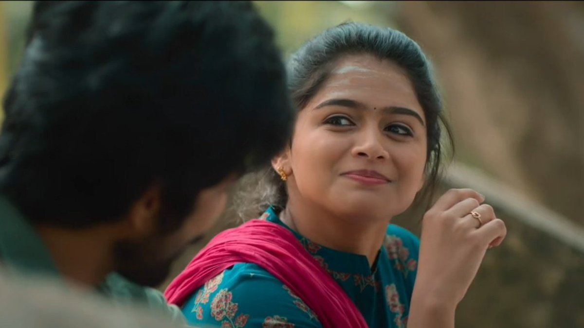 adot99160725's tweet photo. @Santhakumar_Dir Sir! Reshma in Rasavathi especially in that montage song is simply superb!
Be the Pudhupunal or this montage song in Rasavathi, you have captured your imagination of characters in a very nuanced way! Love them! https://t.co/pfgreleSWG