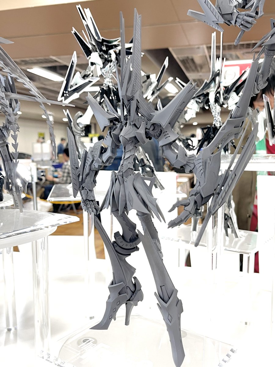 Volks just showcased an updated prototype of the 1/100 VSMS Die