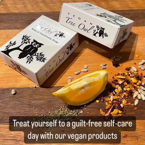 Tree_Owl's tweet photo. Treat yourself to a guilt-free self-care day with our vegan products

Link: https://t.co/lfO7ZOUFAM

#vegantreeowl #crueltyfree #vegan #palmoilfree #essentialoil #australianmade #NEW #fyp https://t.co/5V28NTp4R5