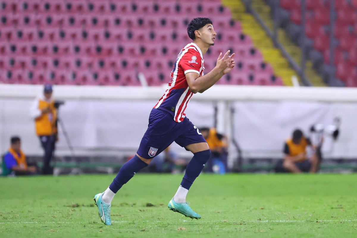 Primeros minutos con el Tapatío 🔥

¡A ROMPERLA, <a href="/dannyxcervantes/">Danny Xavier Cervantes</a>! 👊🏻