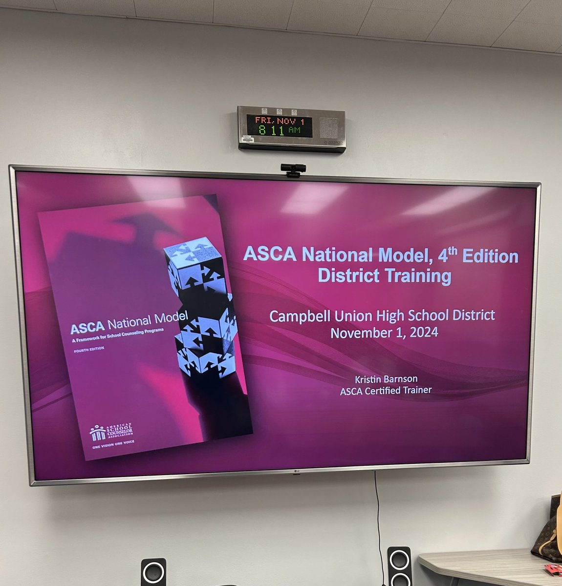 Kristin Barnson tweet media