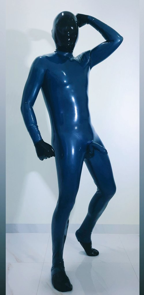 John_valcrist's tweet photo. #rubberfetishmodel #rubberlover #rubbermen #rubbermodel #rubbershine #rubberdrone #rubbergay #rubberhood #rubberman #rubberfetishgear #rubbergimp #rubber #latexhood #latexfashion #latexmodel #latexlover #latexsuit #latexmen #latexfetish #latexman #latexgimp #latexdrone #jvalcrist https://t.co/SMmDlogWSz