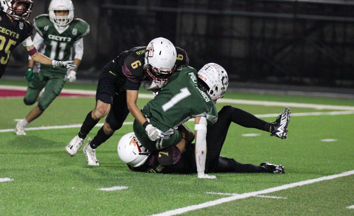 ipndeportes's tweet photo. #Intramuros 2024🍁🏈
Marcador final
#Sioux @Cecyt8B 2️⃣1️⃣ 🆚️
#Cheyennes @CECyT2Oficial 0️⃣8️⃣
#PasiónYVictoriaIPN❤️ https://t.co/NDSqzB5BKj