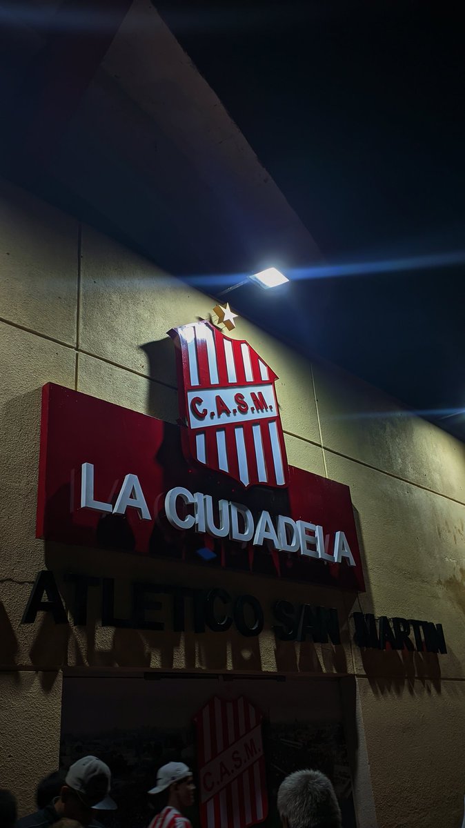 Feliz cumpleaños numero 115 para mi eterno amor.