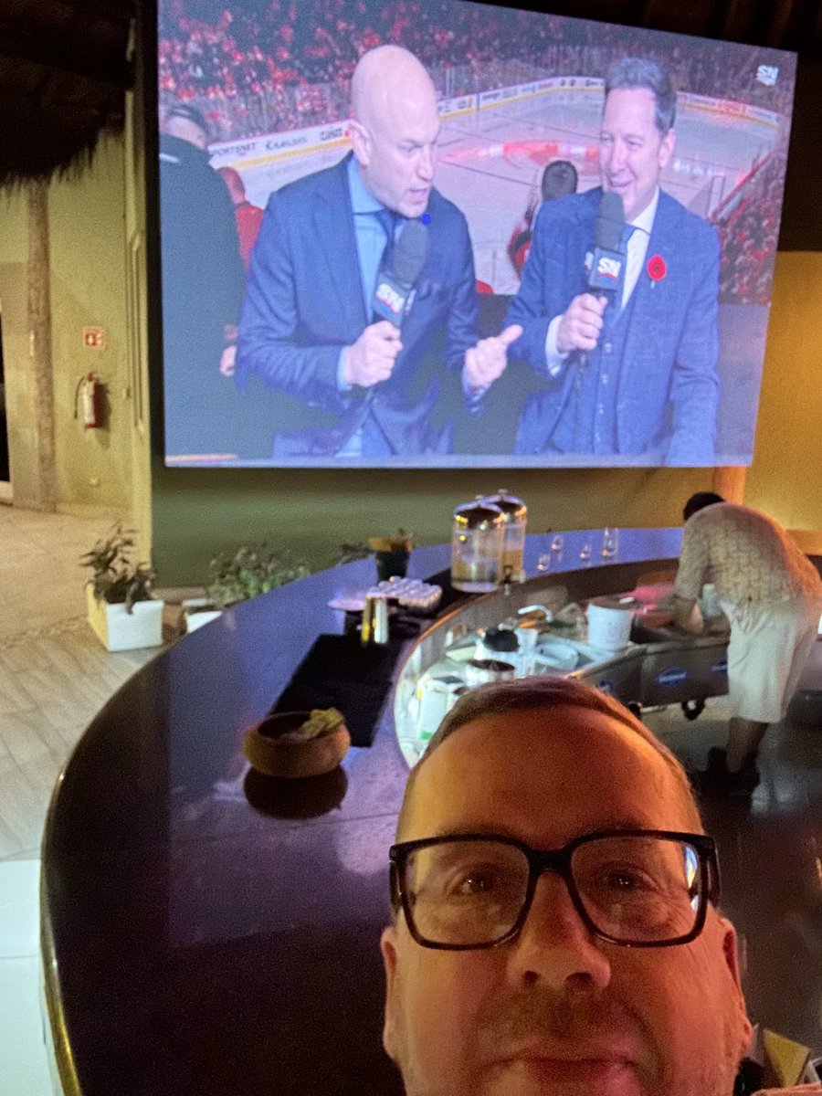 Dr. Kelly Dean Schwartz RPsych (@kellydschwartz) on Twitter photo Watching these two schmucks at El Dorado Royale in #mexico. #goflames <a href="/EricFrancis/">Eric Francis</a> <a href="/ryanlesliemedia/">Ryan Leslie</a> <a href="/Sportsnet/">Sportsnet</a> Watching these two schmucks at El Dorado Royale in #mexico. #goflames <a href="/EricFrancis/">Eric Francis</a> <a href="/ryanlesliemedia/">Ryan Leslie</a> <a href="/Sportsnet/">Sportsnet</a>