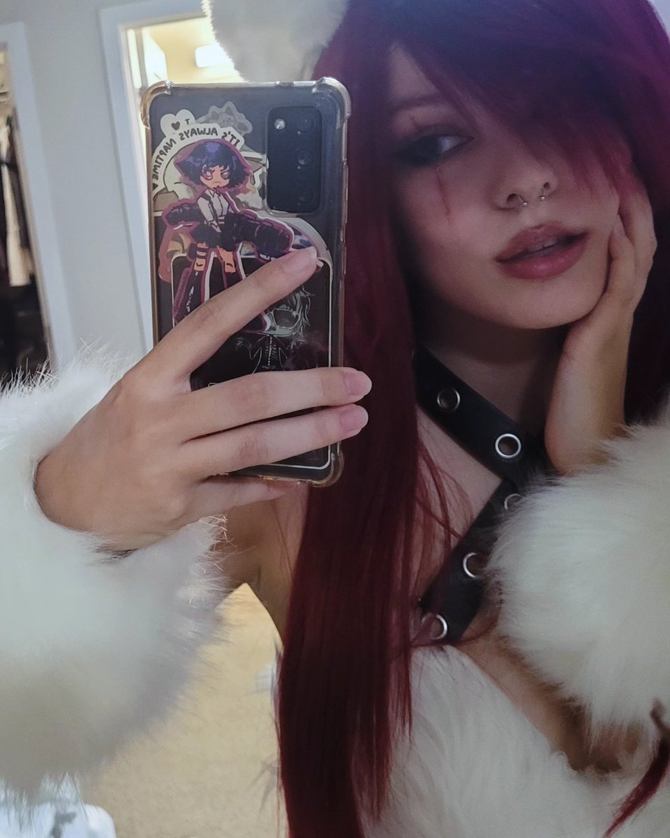 Squidaffy's tweet photo. Kitty cat katarina 🤍 #LeagueOfLegends #LoL #Katarina #cosplay #cosplaygirl #Halloween https://t.co/nRh8JIhNvM