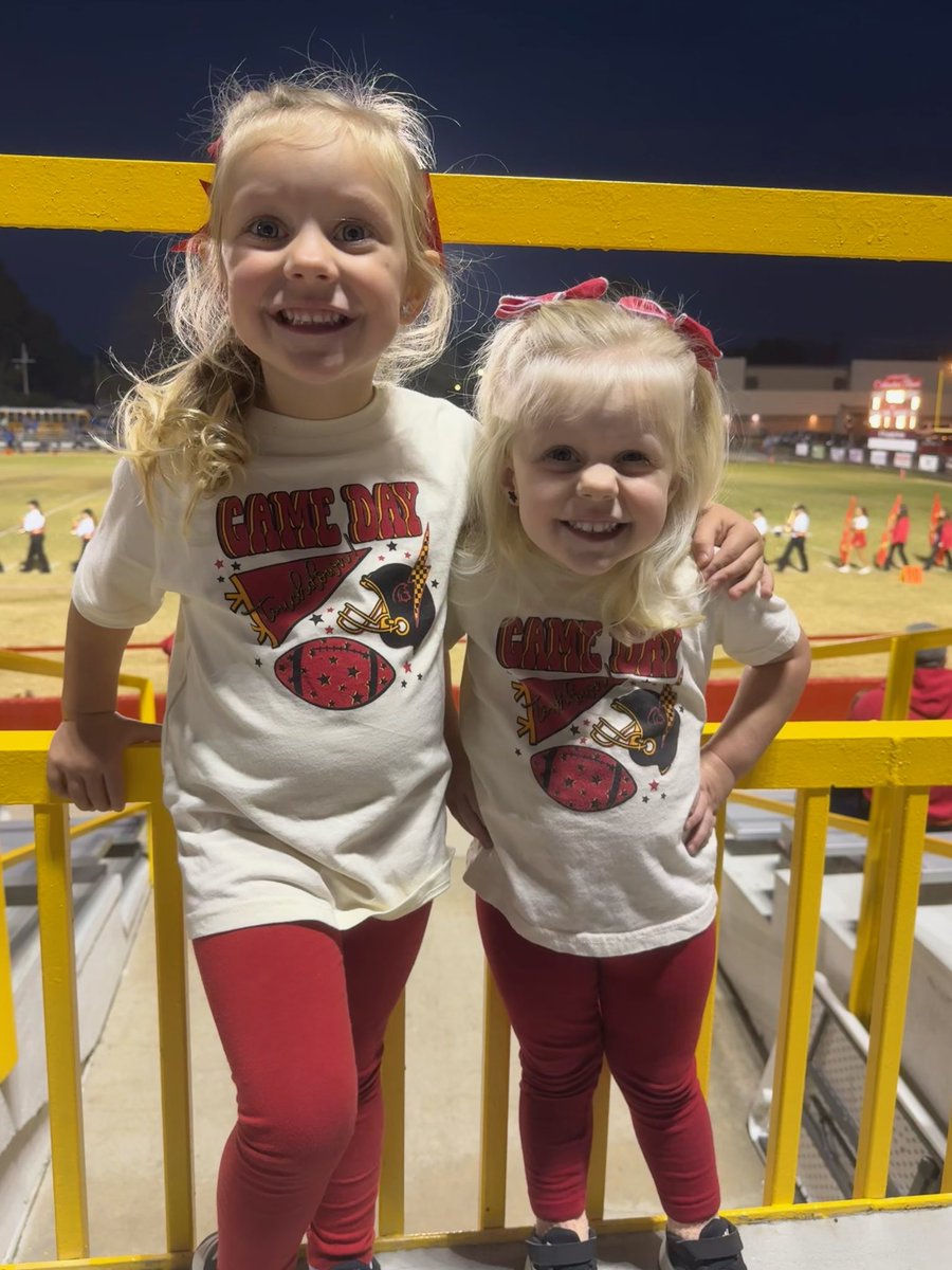 Titans open round 1 of the playoffs with a 21-0 shutout win. Great day to be a Titan.