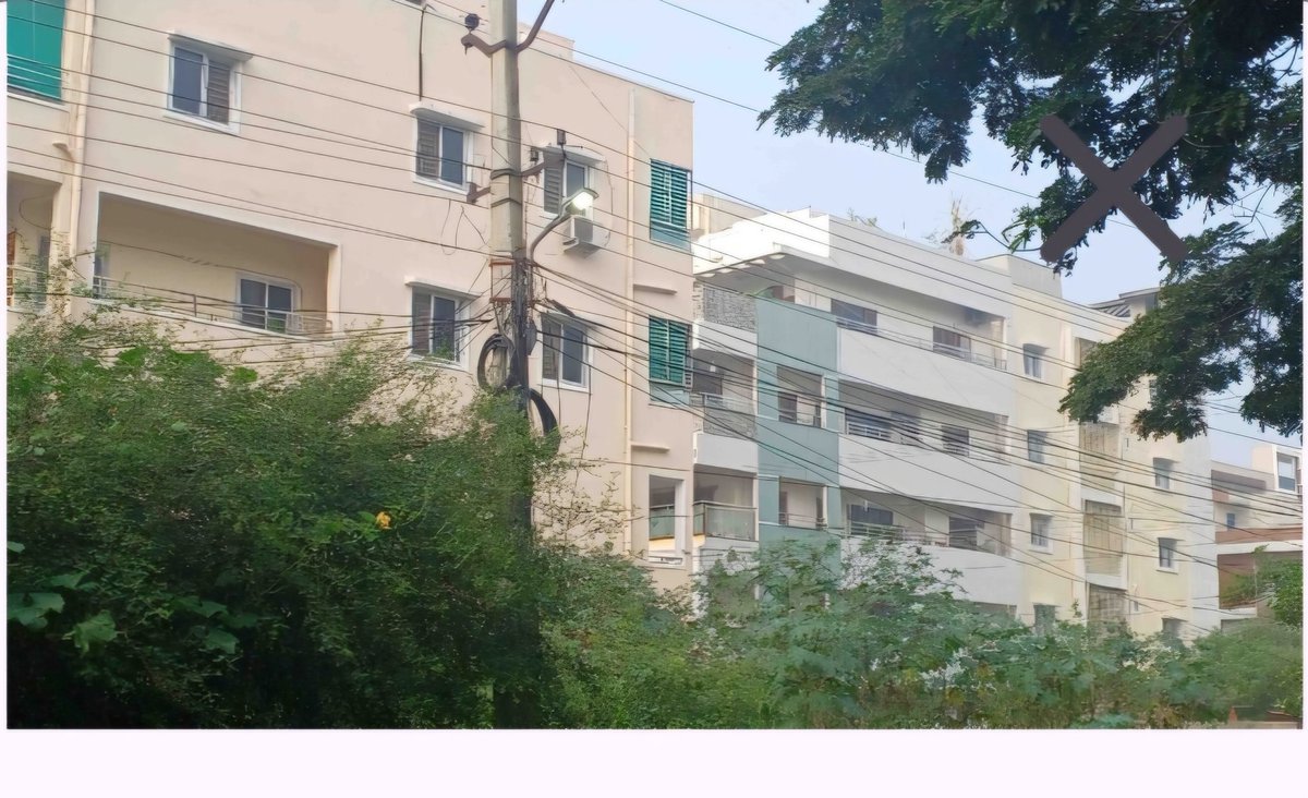 surapaneni0's tweet photo. @GHMCOnline @ZC_SLP @tgspdcl sir I made two complaints to ghmc on22/10 and 2/11 regarding glowing of street lights  in kSR colony chandanager it's id 2210244943844;211244962236 no action till now https://t.co/DF0y2HNMTo