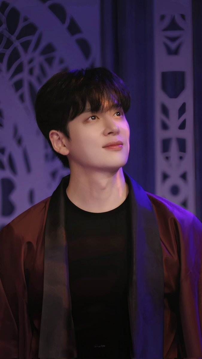 Droplets01's tweet photo. 241031 미남당 트라이아웃 사인회

한준 | #동현 🪭

포토타임 🙂🙂 https://t.co/SIo1KmqQ5X