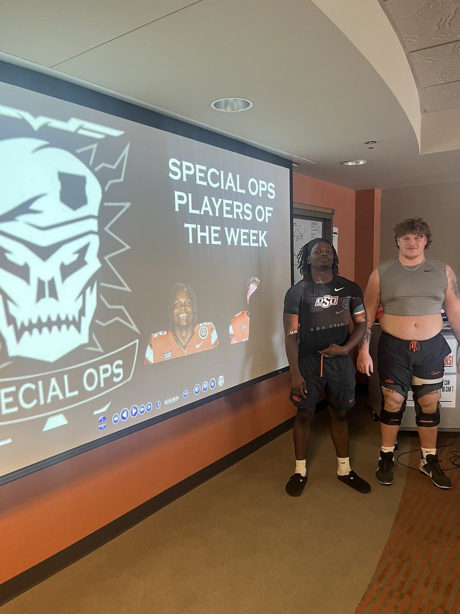 “When you enter this moment you can’t just want it, you have to pay a price”- Mike Elko #SpecialOps <a href="/wyatt_holmes77/">Wyatt Holmes</a> <a href="/iamthtkidjay/">CJ Williams</a>