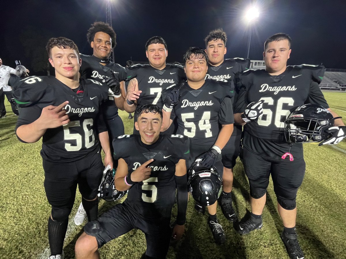 Mr. Bowtie's Texas High School Sports Machine (@mrbowtie1982) on Twitter photo Southwest beat Jay to clinch 14-5A-I. Both will host 1st round games vs Seguin & New Braunfels. Full wrap Saturday on Youtube!
<a href="/SWDragonsFB/">Southwest Dragons Football</a> <a href="/swisd_athletics/">SWISD Athletics</a> <a href="/swisd_swhs/">Southwest HS</a> <a href="/MelanieHinson1/">Melanie Hinson</a> <a href="/CoachFrancoSW/">Alex Franco</a> <a href="/AazeryuanVoss11/">Aazeryuan โZโ Voss</a> <a href="/tyson_deen/">Tyson Deen</a> <a href="/CharlesS_24/">Charles</a> <a href="/aj_franco10/">Aj Franco</a> <a href="/ssiiaahhh/">Jasiah Manglona</a> Southwest beat Jay to clinch 14-5A-I. Both will host 1st round games vs Seguin & New Braunfels. Full wrap Saturday on Youtube!
<a href="/SWDragonsFB/">Southwest Dragons Football</a> <a href="/swisd_athletics/">SWISD Athletics</a> <a href="/swisd_swhs/">Southwest HS</a> <a href="/MelanieHinson1/">Melanie Hinson</a> <a href="/CoachFrancoSW/">Alex Franco</a> <a href="/AazeryuanVoss11/">Aazeryuan โZโ Voss</a> <a href="/tyson_deen/">Tyson Deen</a> <a href="/CharlesS_24/">Charles</a> <a href="/aj_franco10/">Aj Franco</a> <a href="/ssiiaahhh/">Jasiah Manglona</a>