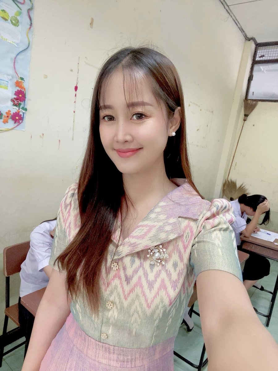 มองฟ้า มองเขา มองมาที่เราบ้างก็ได้นะ.🤪
#กดรีทวิตไว้น้าา #โสดและเหงามาก #ข้าราชการครู #กดรีทวิตกดใจ