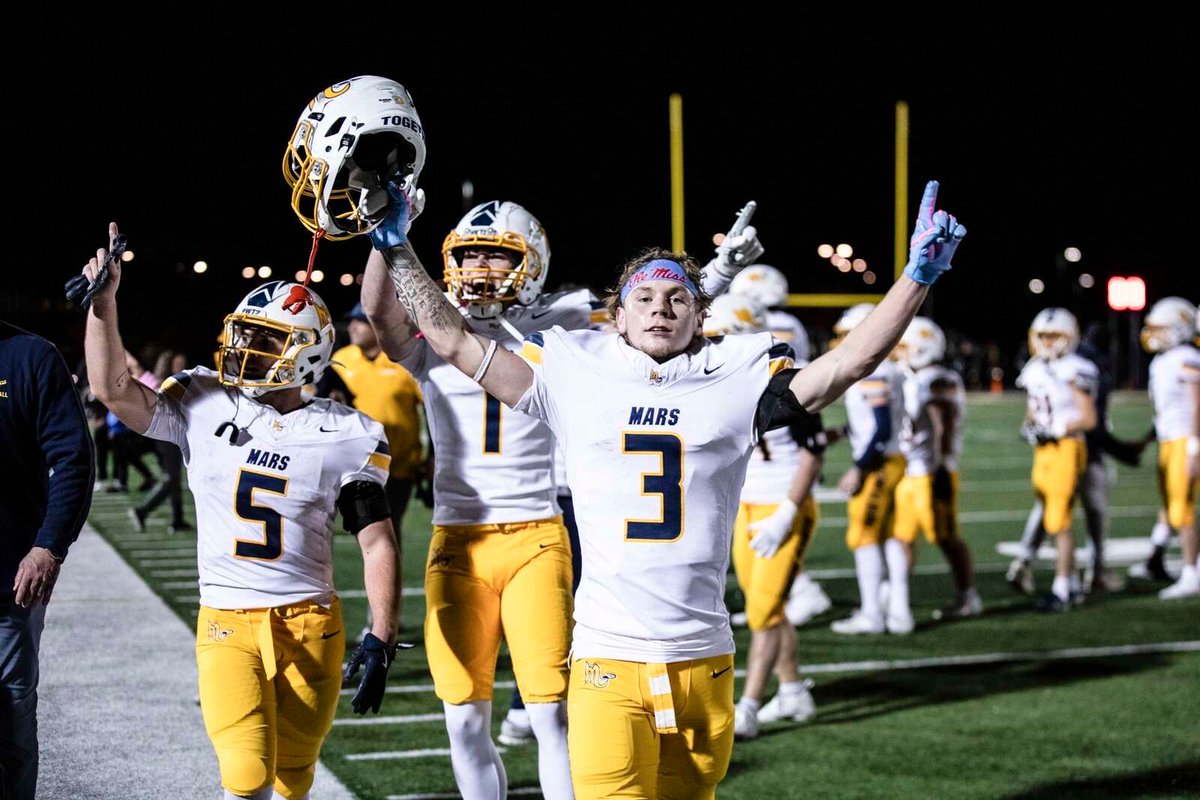The Cranberry Eagle (@cranberryeagle) on Twitter photo Eric Kasperowicz scored 6 times. Mars overcame a 15-point halftime deficit. And Mars won an instant classic over Montour in the WPIAL Class 4A quarterfinals. 🏈 buff.ly/4eboYpo
<a href="/MarsHSFootball/">Mars Area HS Football (PA)</a>
<a href="/coachkasper/">Coach Eric Kasperowicz</a> Eric Kasperowicz scored 6 times. Mars overcame a 15-point halftime deficit. And Mars won an instant classic over Montour in the WPIAL Class 4A quarterfinals. 🏈 buff.ly/4eboYpo
<a href="/MarsHSFootball/">Mars Area HS Football (PA)</a>
<a href="/coachkasper/">Coach Eric Kasperowicz</a>