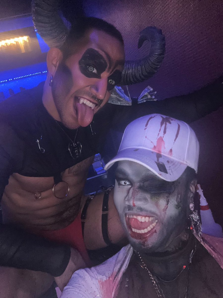 It’s getting scary out side !! 😈