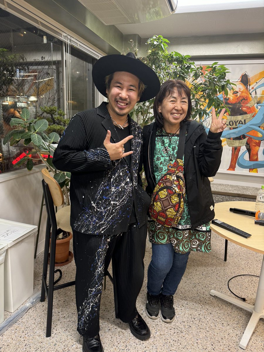 tajiritaiki_trp's tweet photo. 早川千晶さんに会うため急遽東京に戻りました!🇰🇪
この世界に、辛い思いをしながら今を懸命に生き抜いている子供達が大勢いる事を知り、考えさせられる時間になりました。
社会の為に、音楽やエンターテイメントを通じて子供達の未来の一筋の光になれるよう、活動頑張ります。
#ケニア #justoneworld https://t.co/IeIgeABYEt