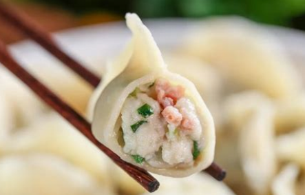 cxr1855876's tweet photo. Our dishes are made with your health in mind! πΏ Fresh ingredients, no shortcuts. π Come see what makes #MsWok special. https://t.co/ubF10Pg6wS