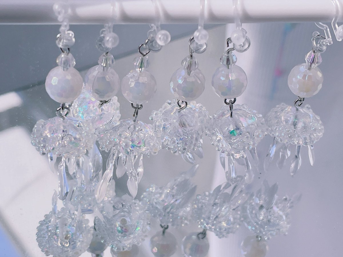 apfel_Candy01's tweet photo. #三連休はフォロワーさんが増える
#レジン好きな方と繋がりたい #レジンアクセサリー #ハンドメイド一目惚れ大作戦 

『海月アクセサリー』をメインに活動してます🪼💜

#海月 #ラノシュカ #Lanoshka #令和 #有名になりたい https://t.co/YiaURAiOcm