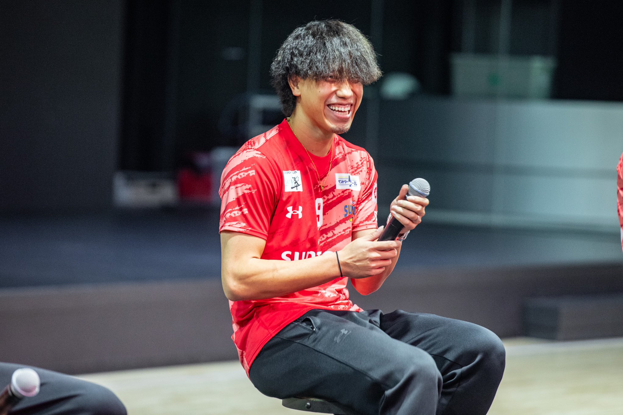 サントリーサンバース　アンダーアーマー グッズ】「UA製2023-24 ONE SUNBIRDS」 Tシャツ販売について