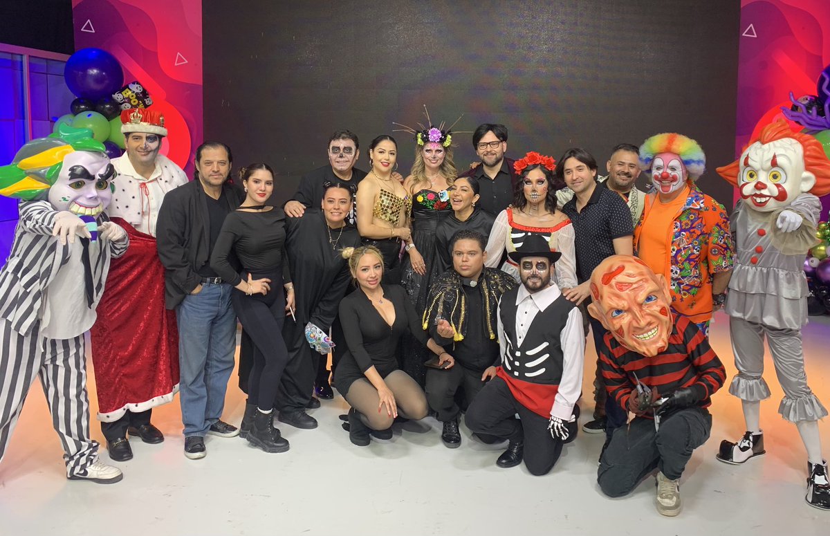 Gracias a todos los que participaron en El Agarrón de los Monstruos” en <a href="/genteregiatv/">Gente Regia</a> , su apoyo y entusiasmo que mostraron nos recuerda el gran equipo que somos, trabajando siempre juntos y divirtiéndonos en el proceso! 

Gracias!

<a href="/TelevisaMty/">TelevisaMty Oficial</a> 
#Televisa