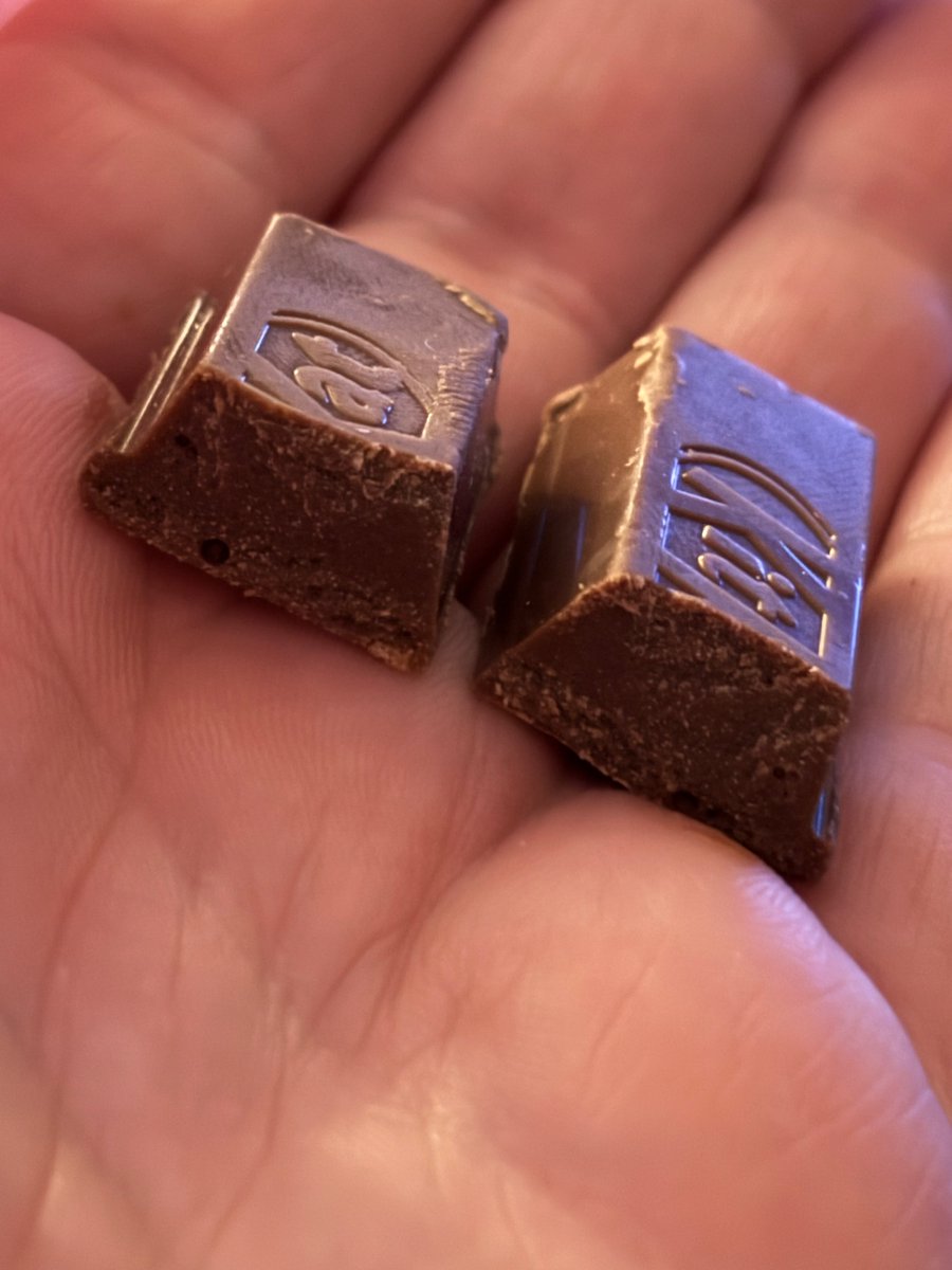 Lauralees tweet media