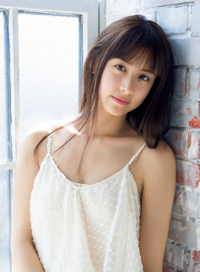 山本美月 おっぱい5