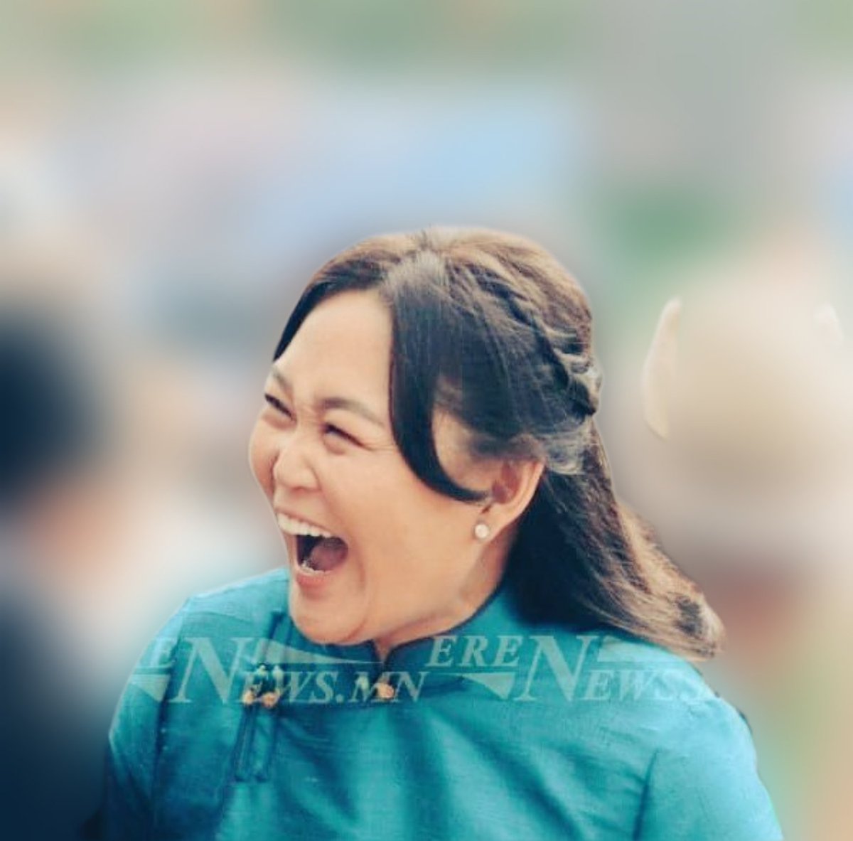 Чинбатын Номинд МАН өртэй байж болно‼️
Мань Өргүй шүү‼️
18 тэрбумыг эсэргүүцэж, энэ сайдыг огцруулахыг шаарлаж ядаж share хийцгээе‼️