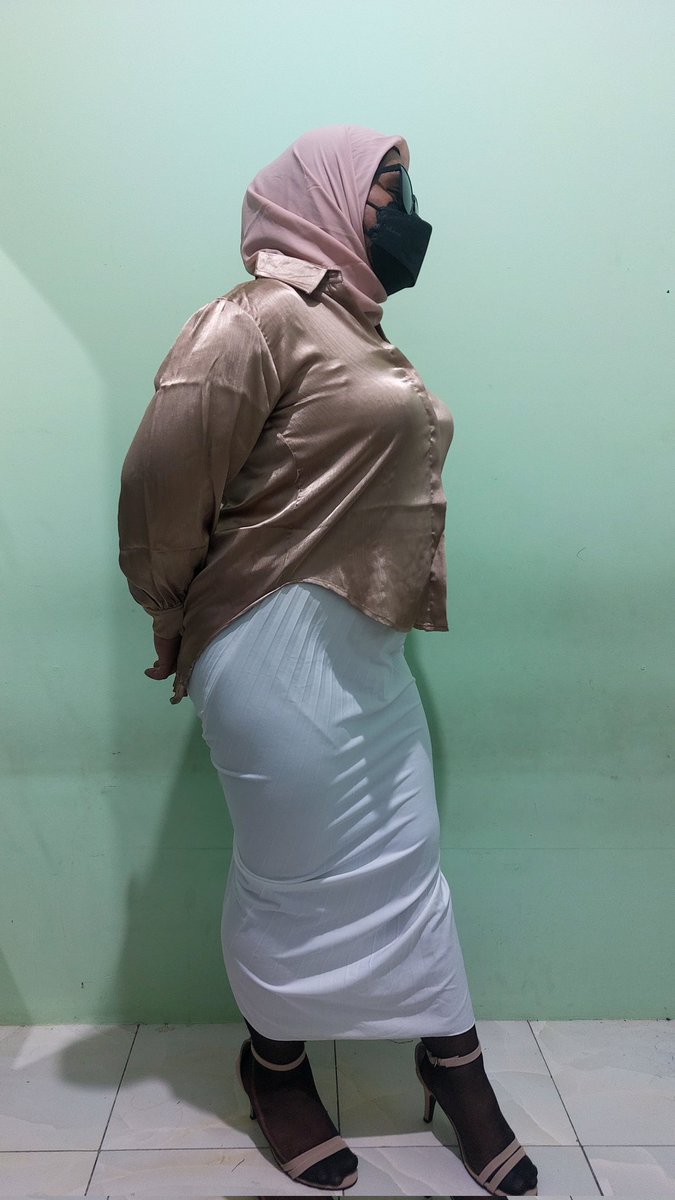 nnandrna14's tweet photo. Brownies🤎#crossdresser #crossdresshijab  #crossdresserjilbab #crossdresserjakarta #crossdresserbandung  #crosshijabers #cder #cderbot #cdermuslimah #cderjilbab #cdersurabaya #cdersemarang #sissy #crotinhijab #bacolhijab #bacoljilbab #femboy https://t.co/OUNlDiUoIe