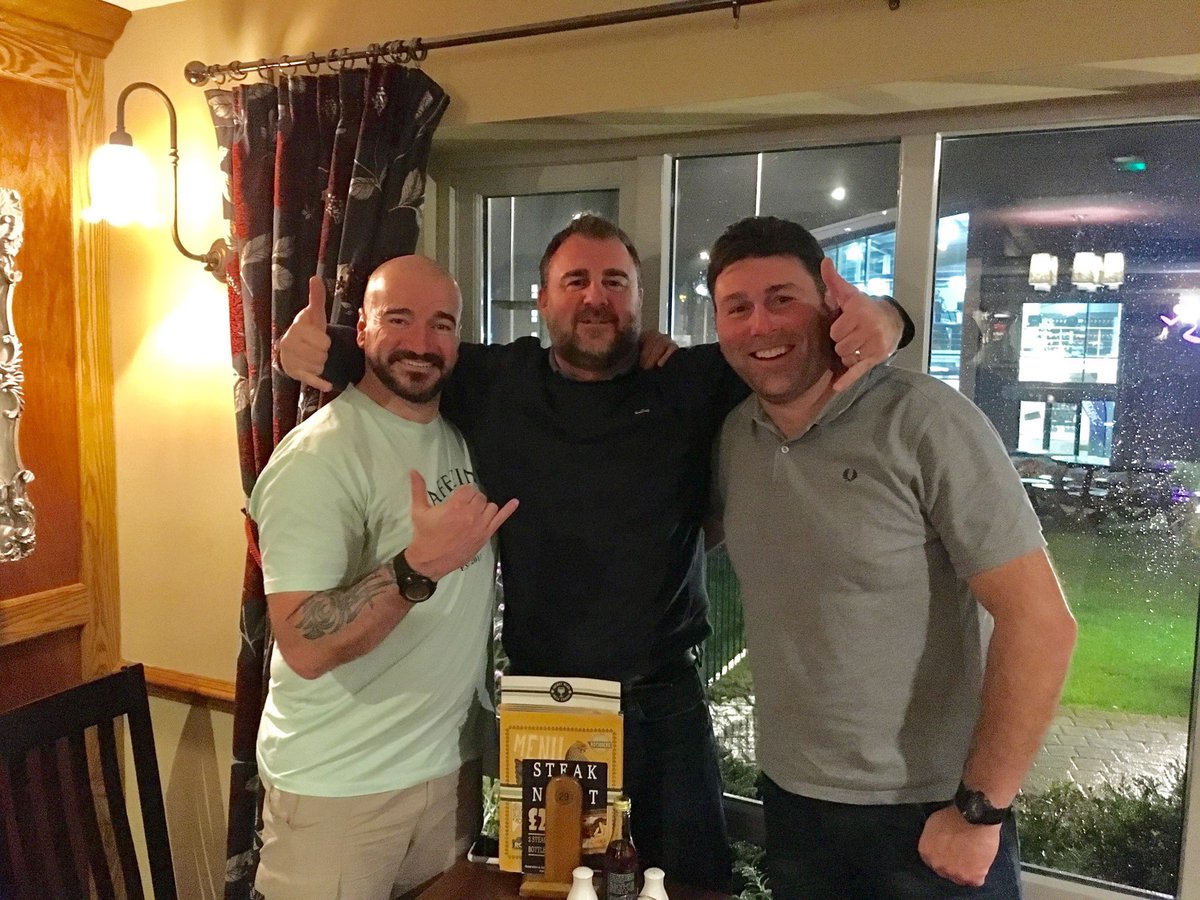 BrianEastment's tweet photo. Old school pals https://t.co/wxH7nXpkLe