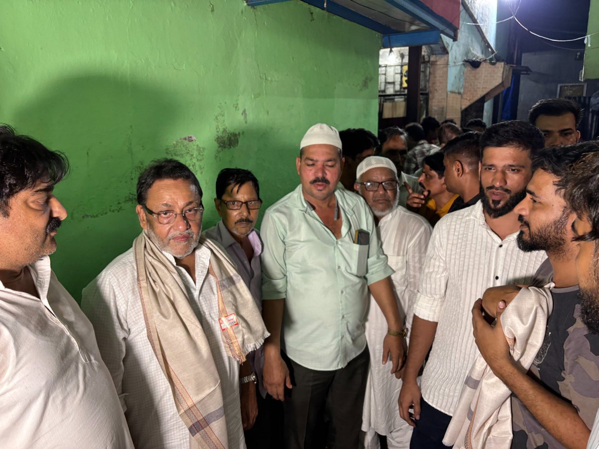 nawabmalikncp's tweet photo. शिवाजी नगर १० नंबर रोड और लल्लूभाई कंपाउंड के स्थानीय निवासियों से मिलकर उनकी परेशानियों को सुना और उन्हें प्राथमिकता देने का संकल्प लिया। आपकी आवाज़ मेरी जिम्मेदारी है, और साथ मिलकर हम बदलाव लाएंगे।

#NawabMalik #ShivajiNagar #Mankhurd #Govandi #Mumbai #BadlavZarooriHai #NayaGovandi