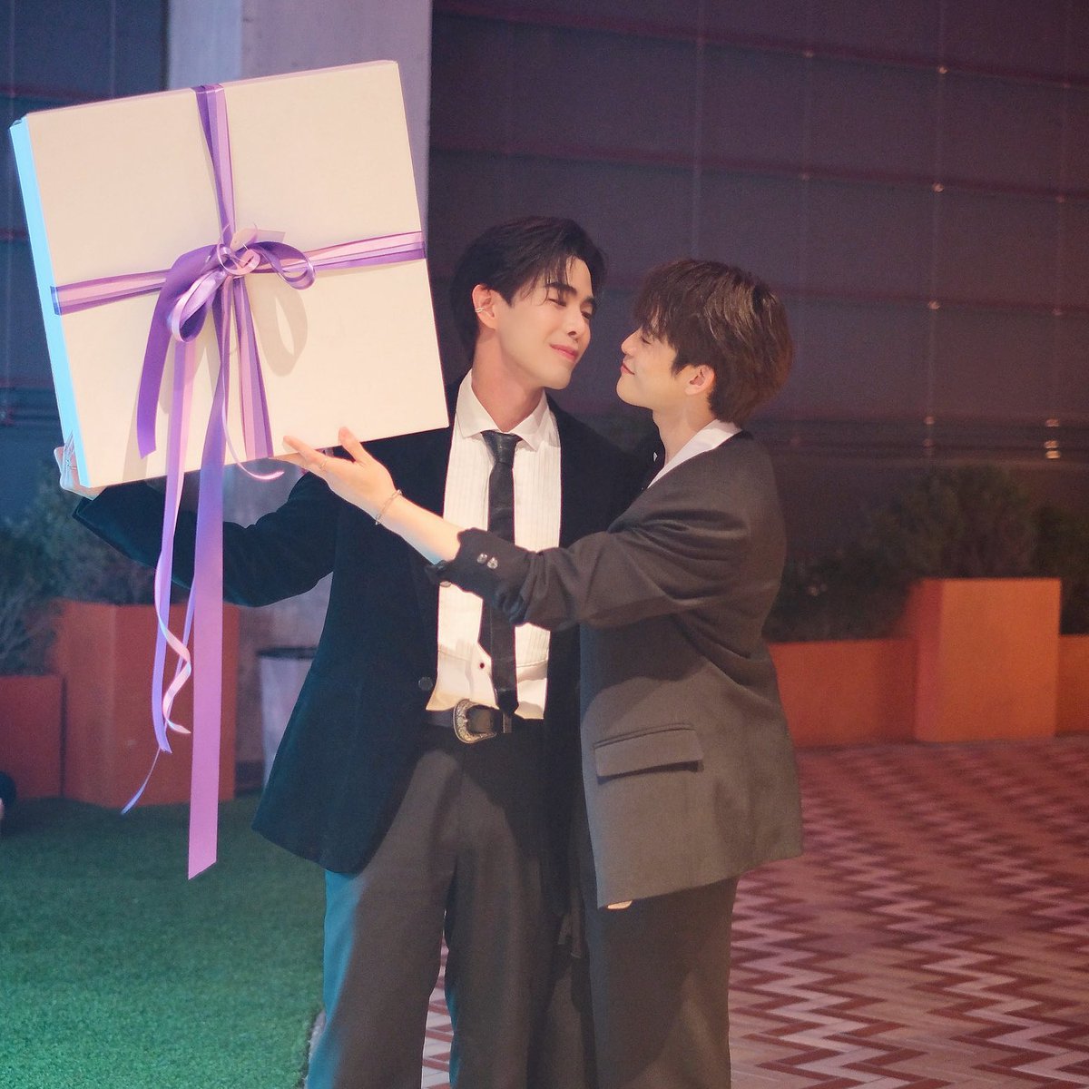 pammphlett's tweet photo. Don't worry about the years 🎂😉 @willi_llly 💙 @focuspyv #willifocus #วิลลี่โฟกัส https://t.co/0IQ2Rf0aiu
