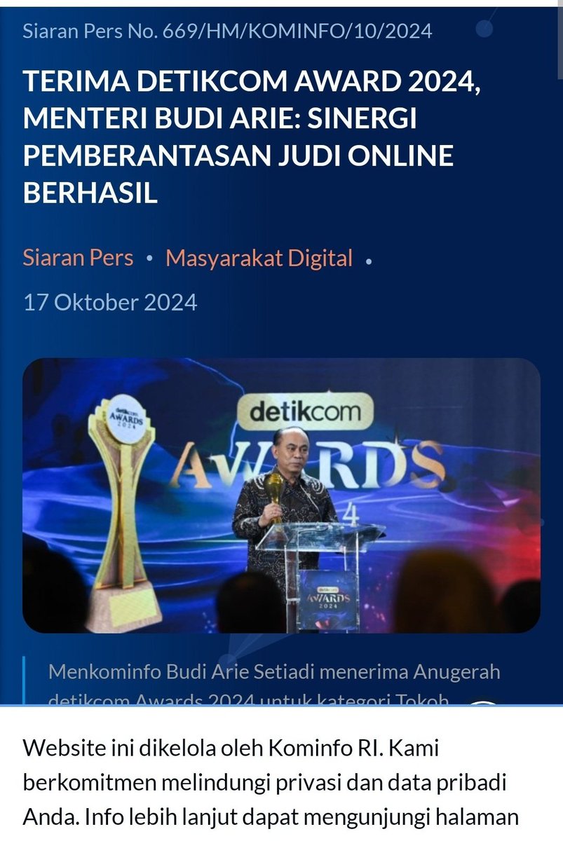 erlanishere's tweet photo. Budi Arie ini pejabat RED FLAG yang gak becus kerja. Para bawahannya melindungi 1.000 web judi online, lucunya doi malah dapet penghargaan keberhasilan pemberantasan judi online. 🤡
UDAH GITU ZIONIS.
YANG JELEK2 DIBORONG SEMUA AMA INI MENTERI https://t.co/TmTsQHMA2a
