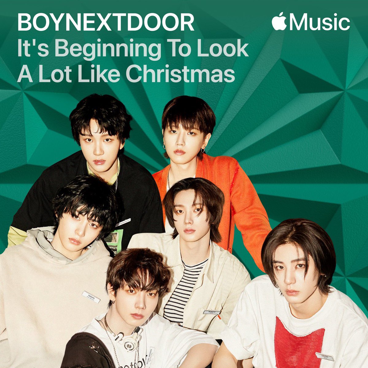 WonheeBKS48's tweet photo. https://t.co/VoUaabdxmF | It’s beginning to look a lot like Christmas! 🎄 We’re so excited to share our new holiday track with you, onedoor. 'It's Beginning To Look A Lot Like Christmas’ by BOYNEXTDOOR is OUT NOW! Can’t wait to hear what you think. Happy holidays from us. https://t.co/E08WRVCROU
