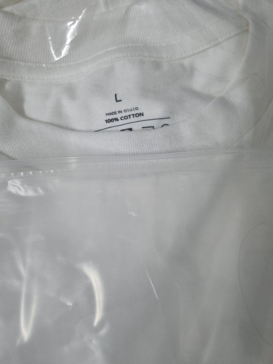 kangtinkerbell's tweet photo. ปล่อยต่อเสื้อ oversize t-shirt moon ver. ไซส์ L นัดรับตามเส้น BTS สายสีลมหรือส่งไปรได้เลยค่ะ

#oluloobjects https://t.co/uiiFyNyxWm