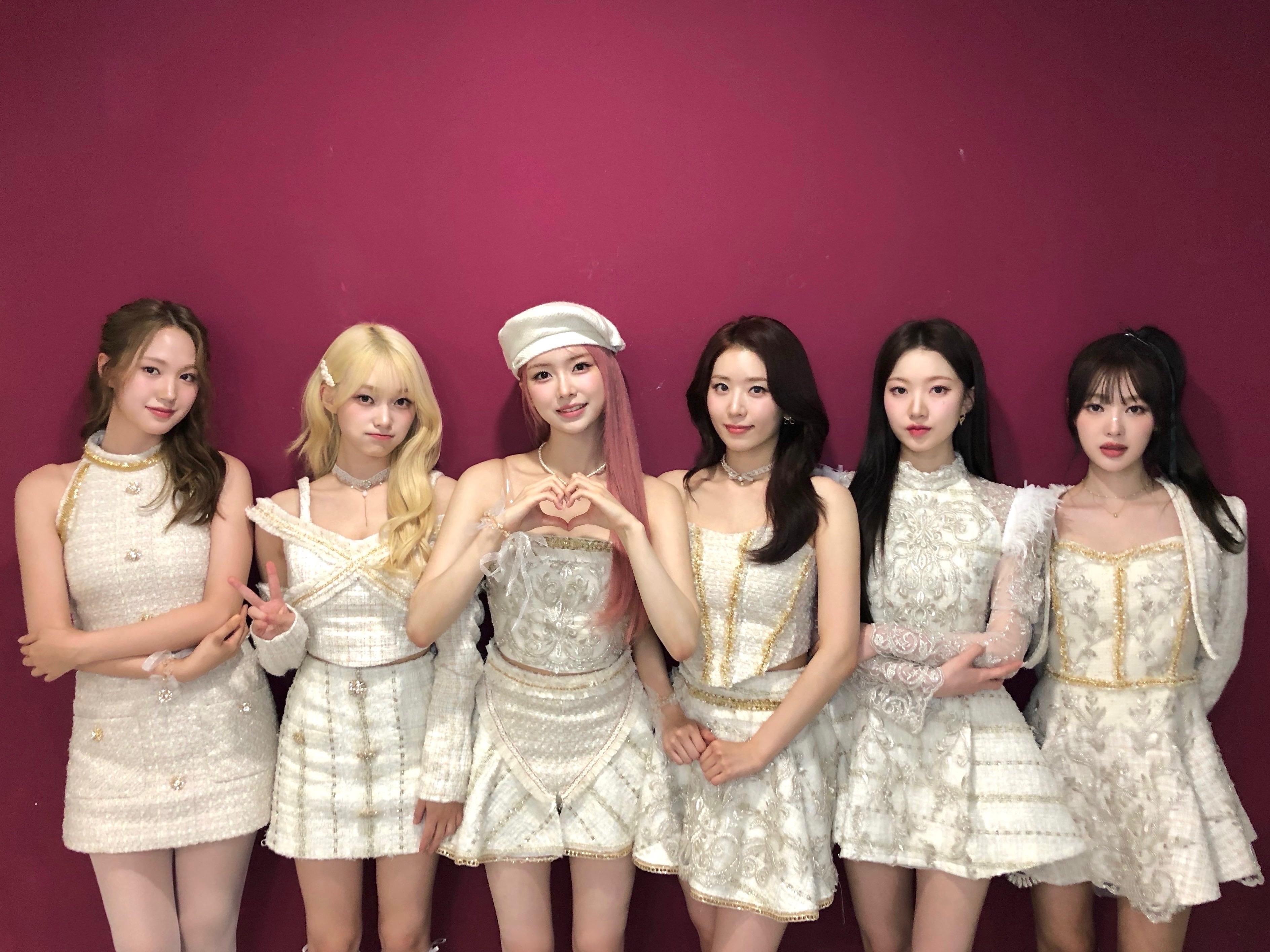 GbX0MNpa0AA2m05?format=jpg&name=4096x4096