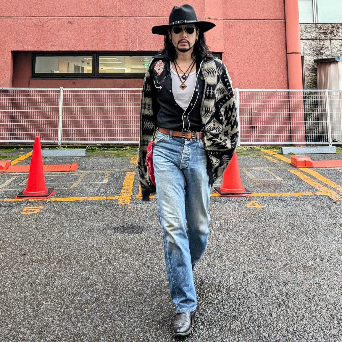 endomanwear's tweet photo. 本日のコーデ
#resistol 
#rayban 90''s
#hbarc 70's
#rrl
#vintagewrangler 50's
#11mwb
#tonylama 90's

毎日ユーチューブのメンバーシップにてコーディネートのガッツリ解説を毎日してますー！
メンバーシップ登録よろしくね
https://t.co/MBx3iQ7t9m https://t.co/iGy7dXggn8