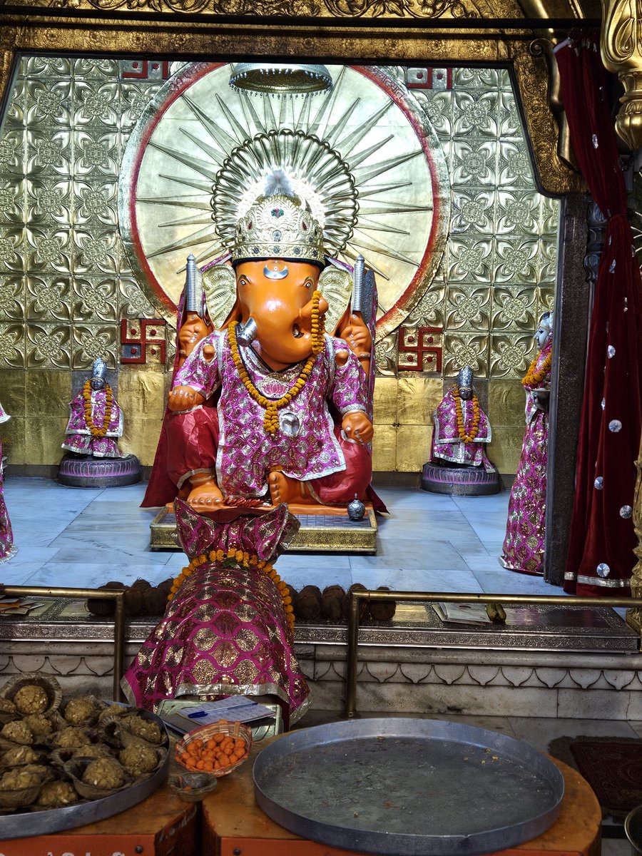 dorarmon_p0's tweet photo. Shree Ganeshay Namah https://t.co/52WoZ2Uad9