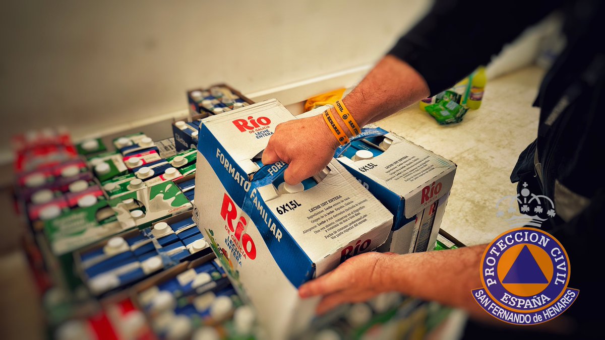 🟠🔵🟠 Ya está en marcha la recogida solidaria de alimentos y artículos de higiene para las víctimas de la #Dana

Se recogen hoy y mañana por la mañana y por la tarde en el ayuntamiento