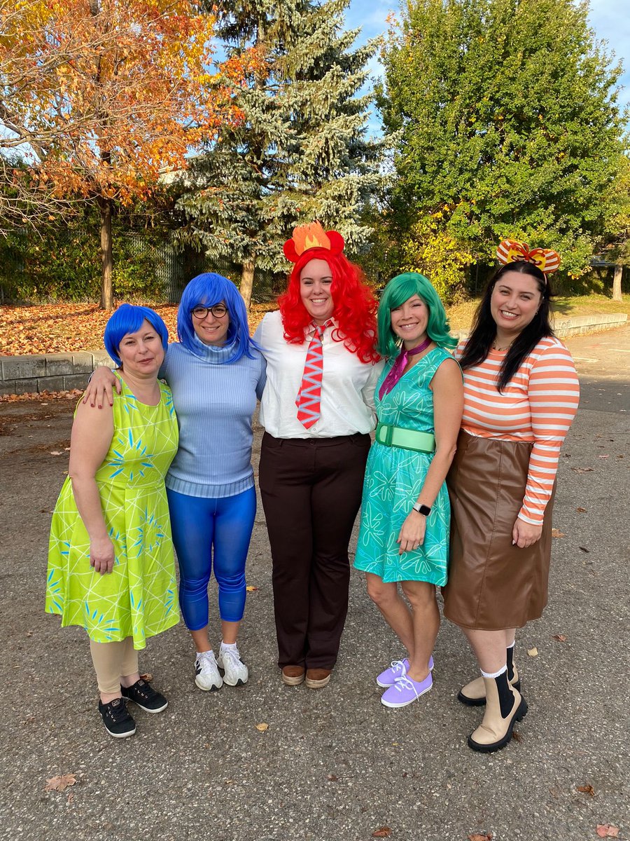 Happy Halloween from the Primary Division🎃 <a href="/CNEWM_DPCDSB/">St. John Henry Newman CES</a>