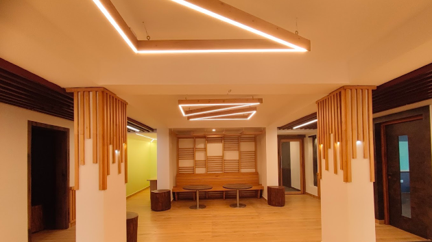 GoFloaters tweet media