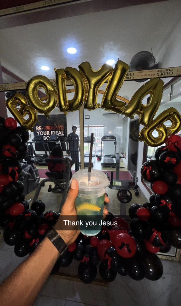 Tiwaladeeeeee's tweet photo. Well done @theemmanuelumoh 👏
Congratulations Fav! That was massive🔥
Wishing you more greatness, more strength and success❤️

#EmmanuelUmoh 
#Bodylab3.0 https://t.co/vYoUpyFSWk