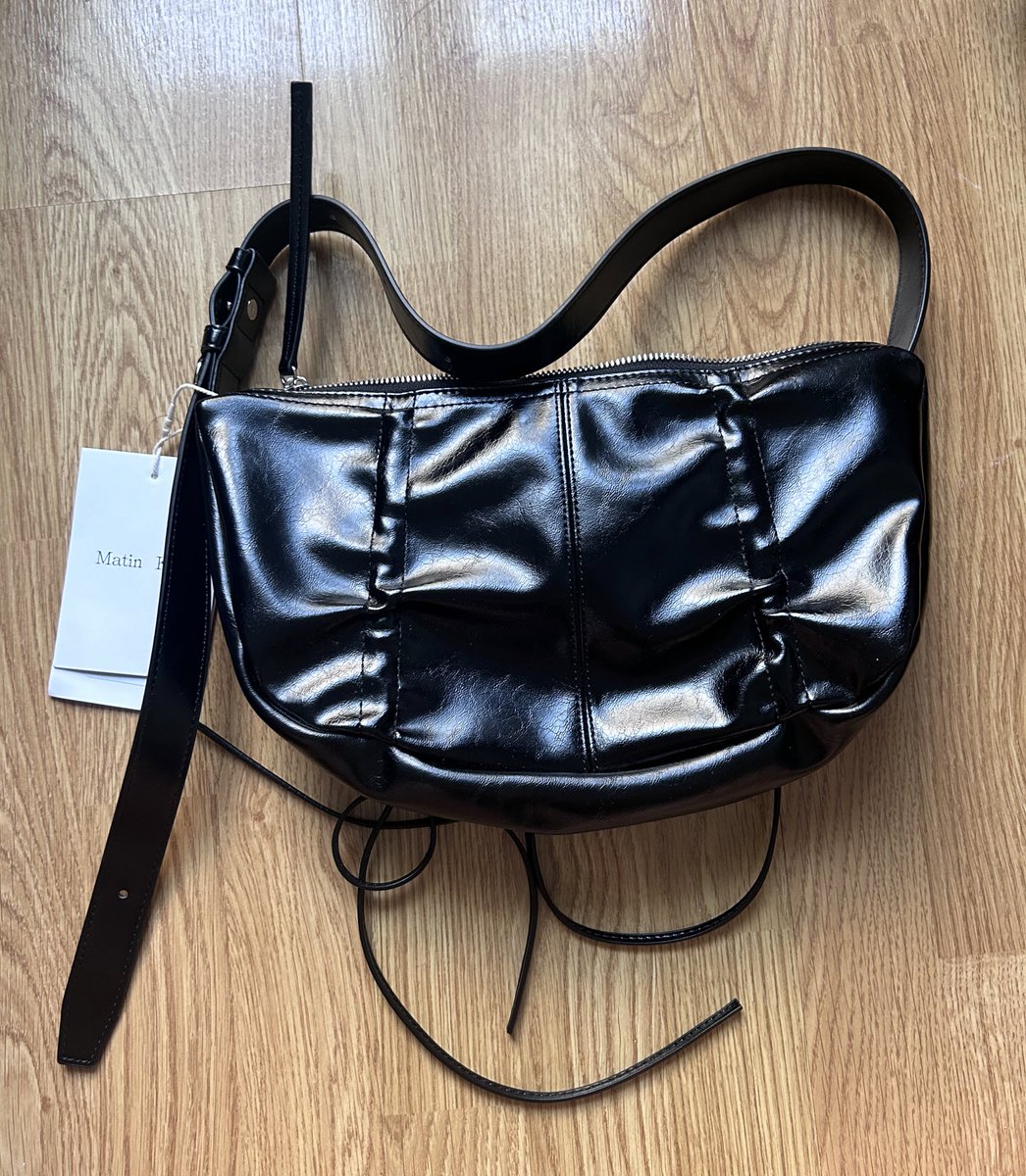 chntmmm's tweet photo. ส่งต่อ matin kim
half shirring ribbon bag สีดำ
มือ 1 ยังไม่เคยใช้นะคะ🤍
ราคา 3500฿ (จาก4000)

🚚 free ems / ส่งแมสจาก อโศก เพชรบุรี
#matinkim #ส่งต่อmatinkim #กระเป๋าเกาหลี #พรีออเดอร์เกาหลี https://t.co/Ipxw08dV5j