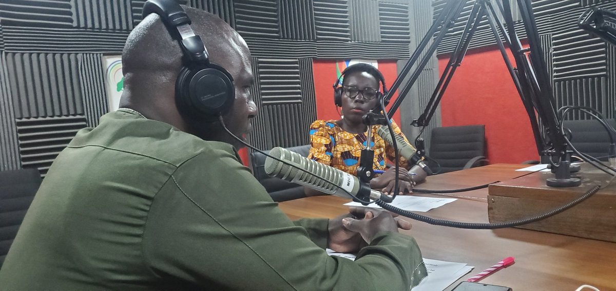 Je vous invite à écouter la Radio Guira FM le lundi 04 novembre   2024  à partir de 14h 00Mn  afin de suivre l'émission portant sur #Espace_civique version Sango à partir de 17H 00 sur 93.3FM
#OrganisationURUcom
#NED
#CentralAfricanRepublic